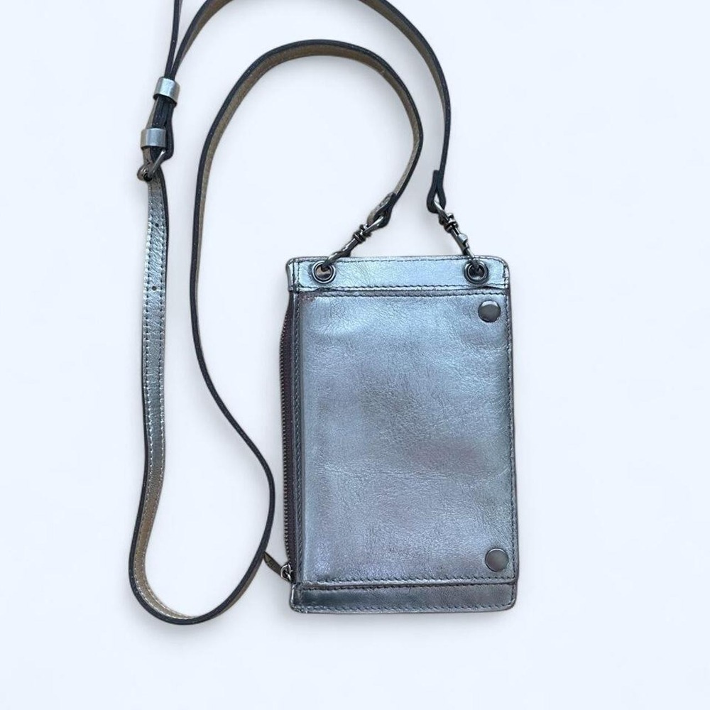 Silver leather crossbody phone bag with adjustable strap by Patricia Nash - Picture 4 of 8